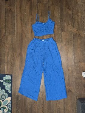 Sienna Sky Vibrant Blue Crop and Wide Leg Set Large